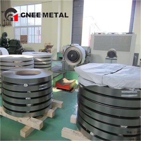 Stráice cóimhiotal tíotáiniam ardcháilíochta Grád 4