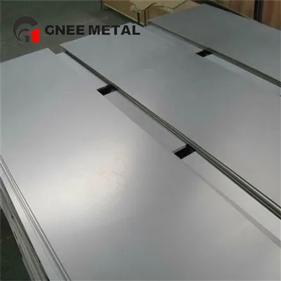 Pláta Tíotáiniam i nGléasra Soda Loiscneach